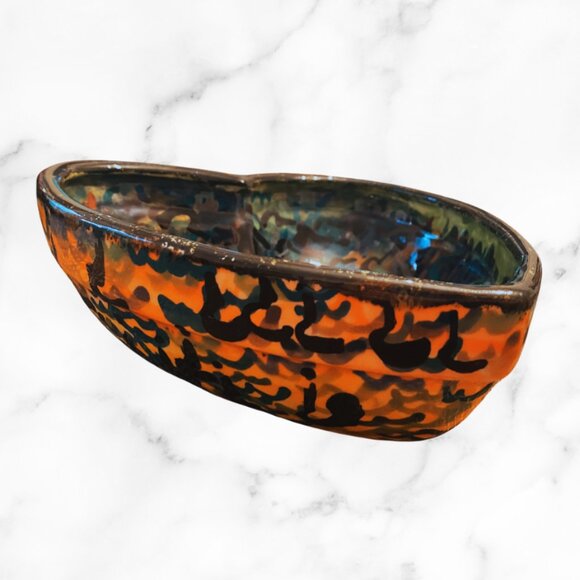 Hand-crafted Pottery - Picture 4 of 5